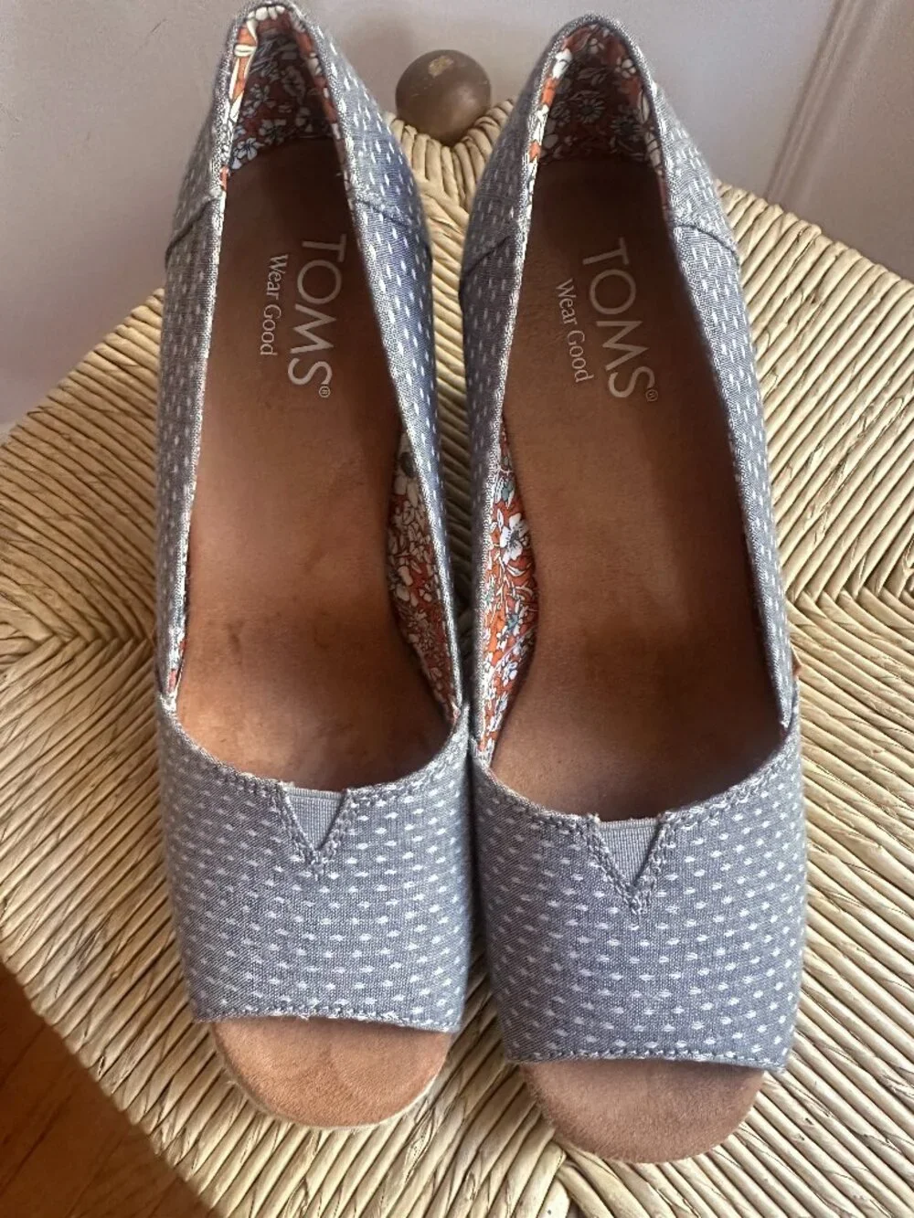 TOM'S Wedges